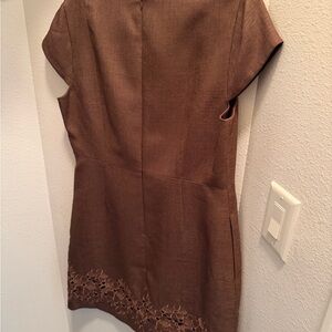 Elie Tahari Brown Dress with Lace Detail